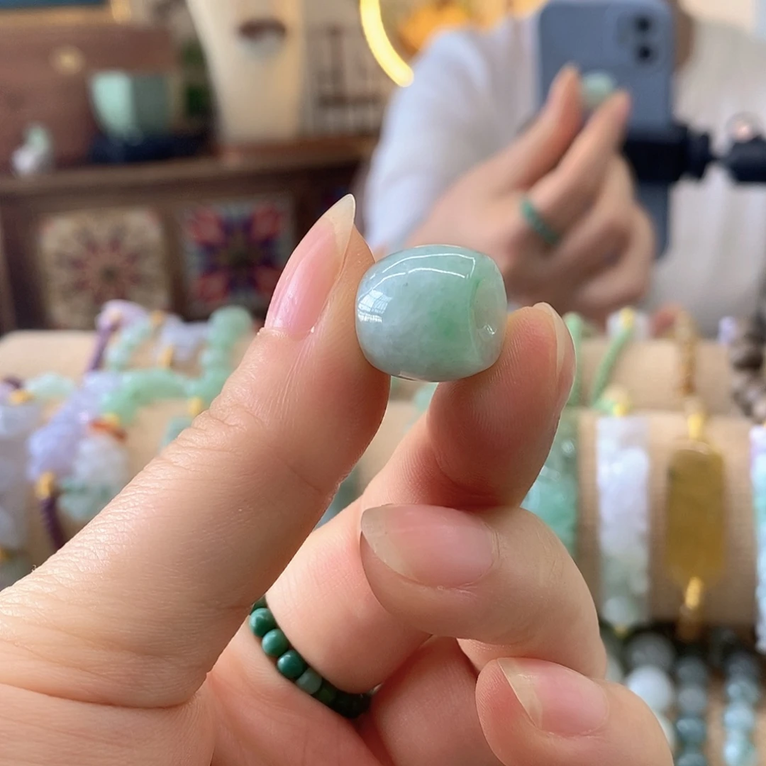 翡翠未镶嵌挂件翡翠挂件