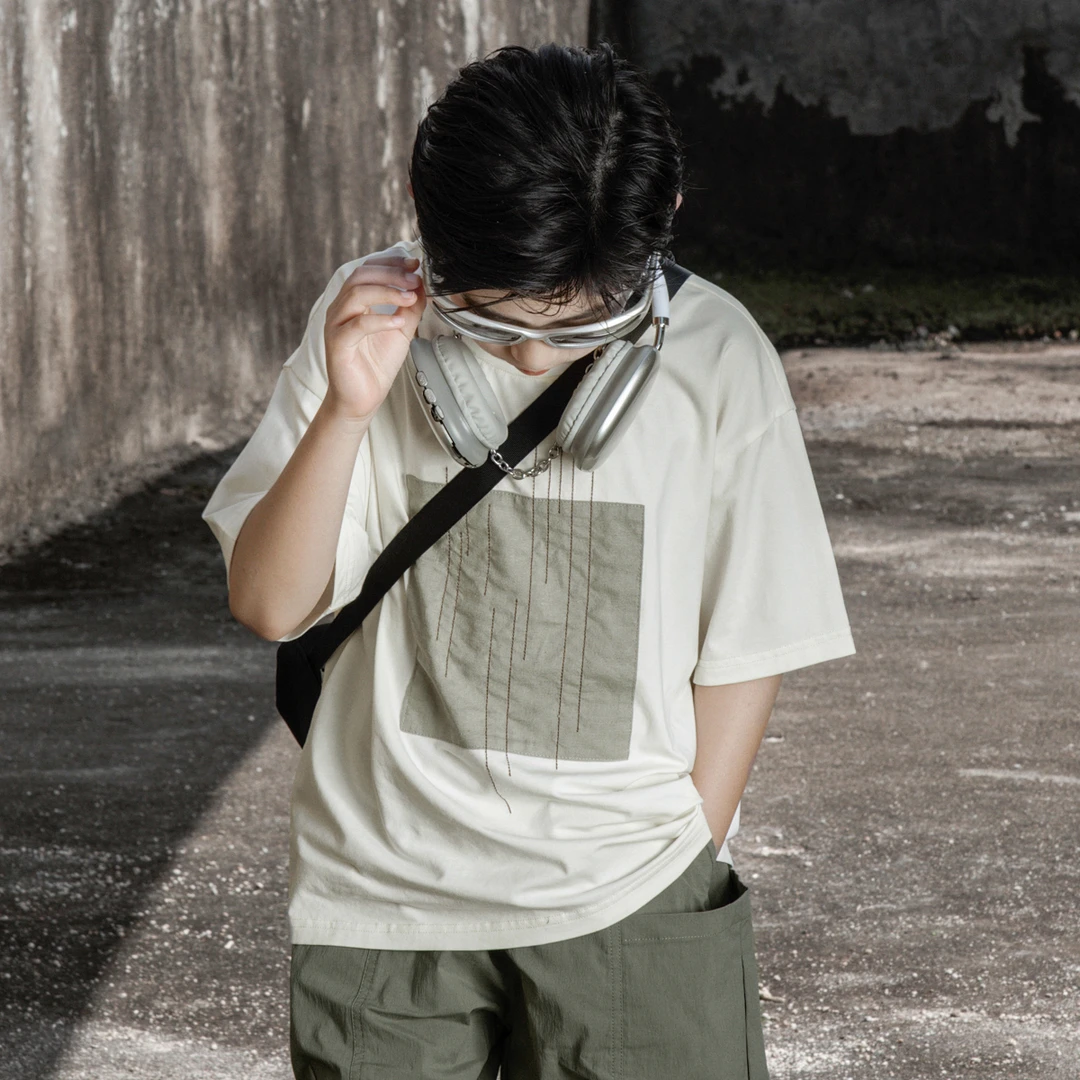 男生女生男大童简约个性印花短袖T恤NJTCJ24003B