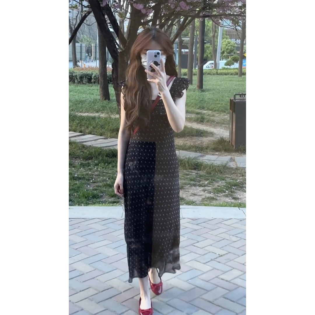 parkyeon法式气质小飞袖波点连衣裙女夏季2025新款度假吊带长裙