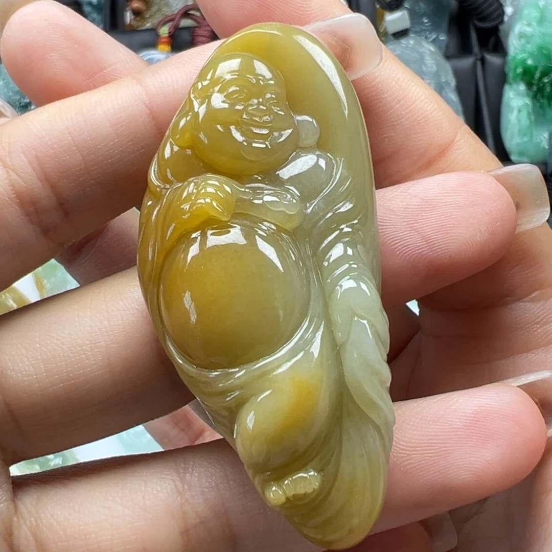 翡翠未镶嵌颈饰佛