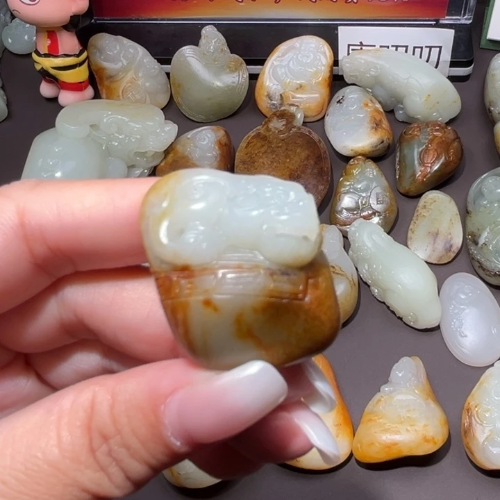 和田玉（子料）未镶嵌颈饰