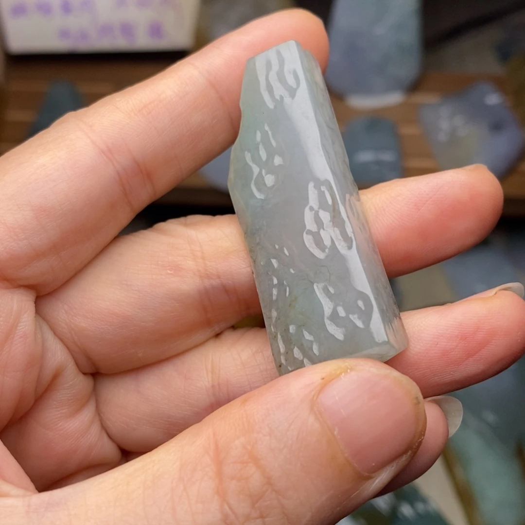 翡翠未镶嵌颈饰天然