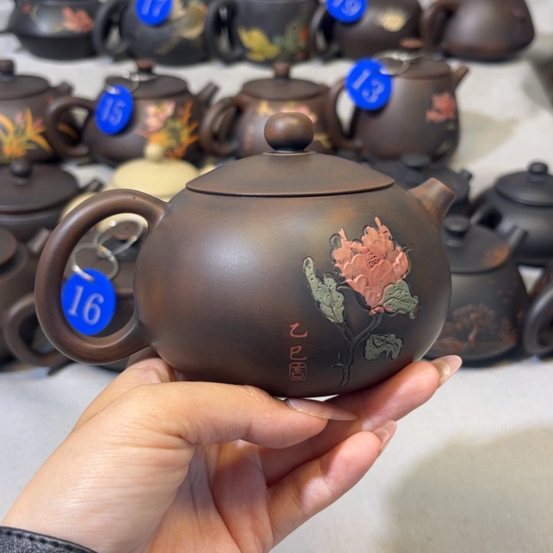 【闪购商品】红泥 刻填 容量 270c c