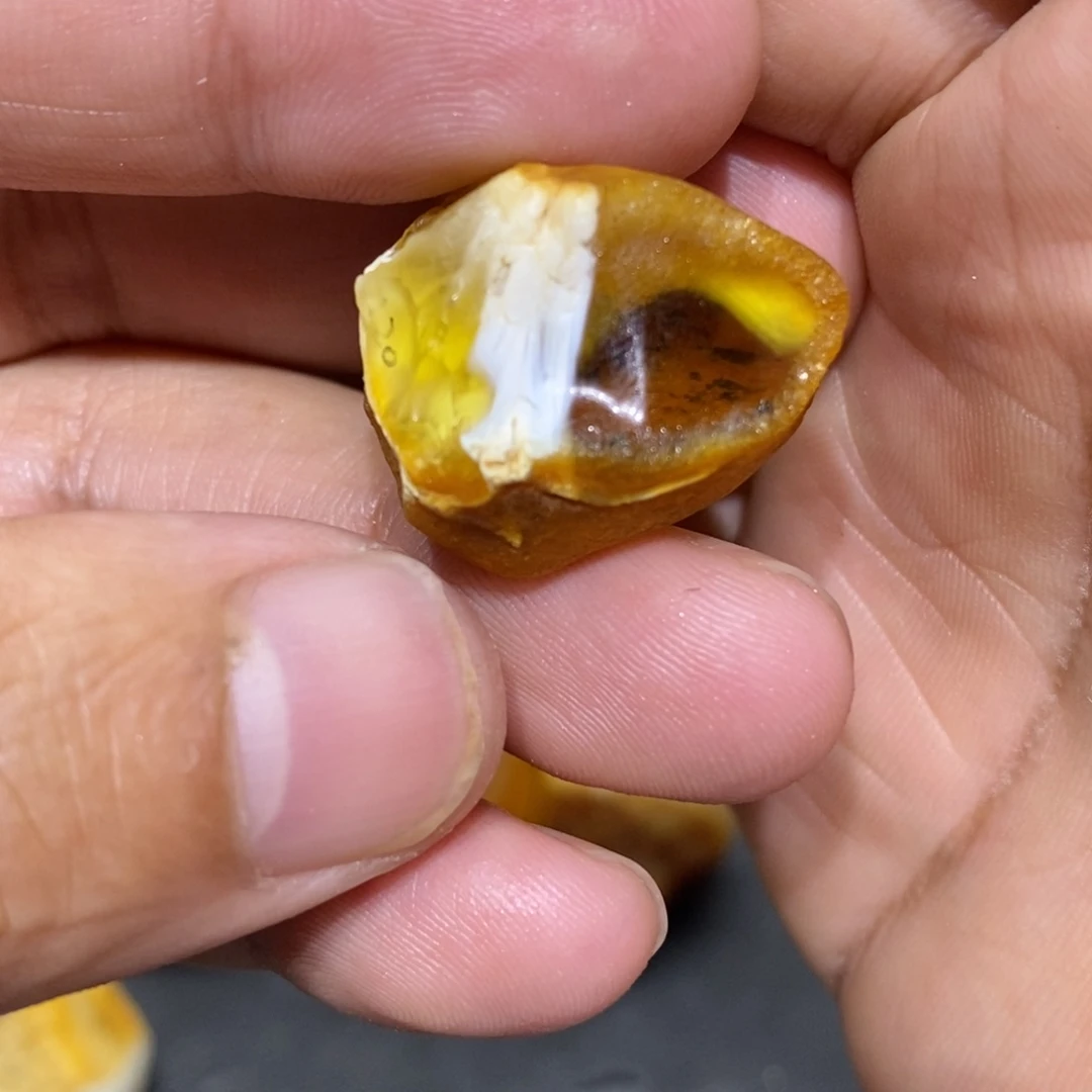 潮***社定制蜜蜡未镶嵌蜜蜡原石