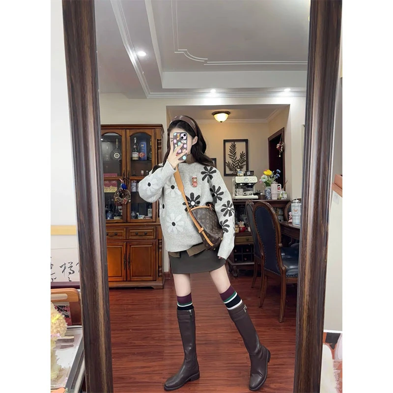 秋季新款修身显瘦网红穿搭针织上衣气质时尚收腰a字半身裙套装女