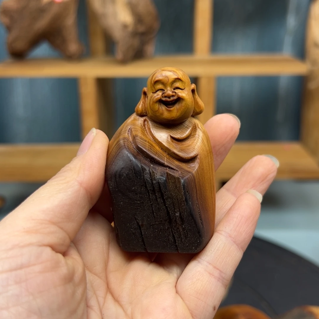 顺***爷木崖柏木摆件手把件