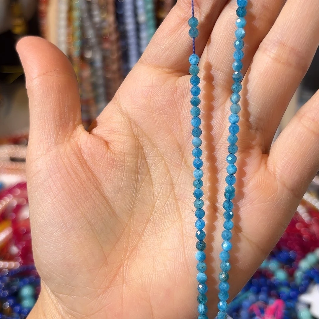 玛瑙/玉髓未镶嵌珠宝半成品磷灰石卡3一条