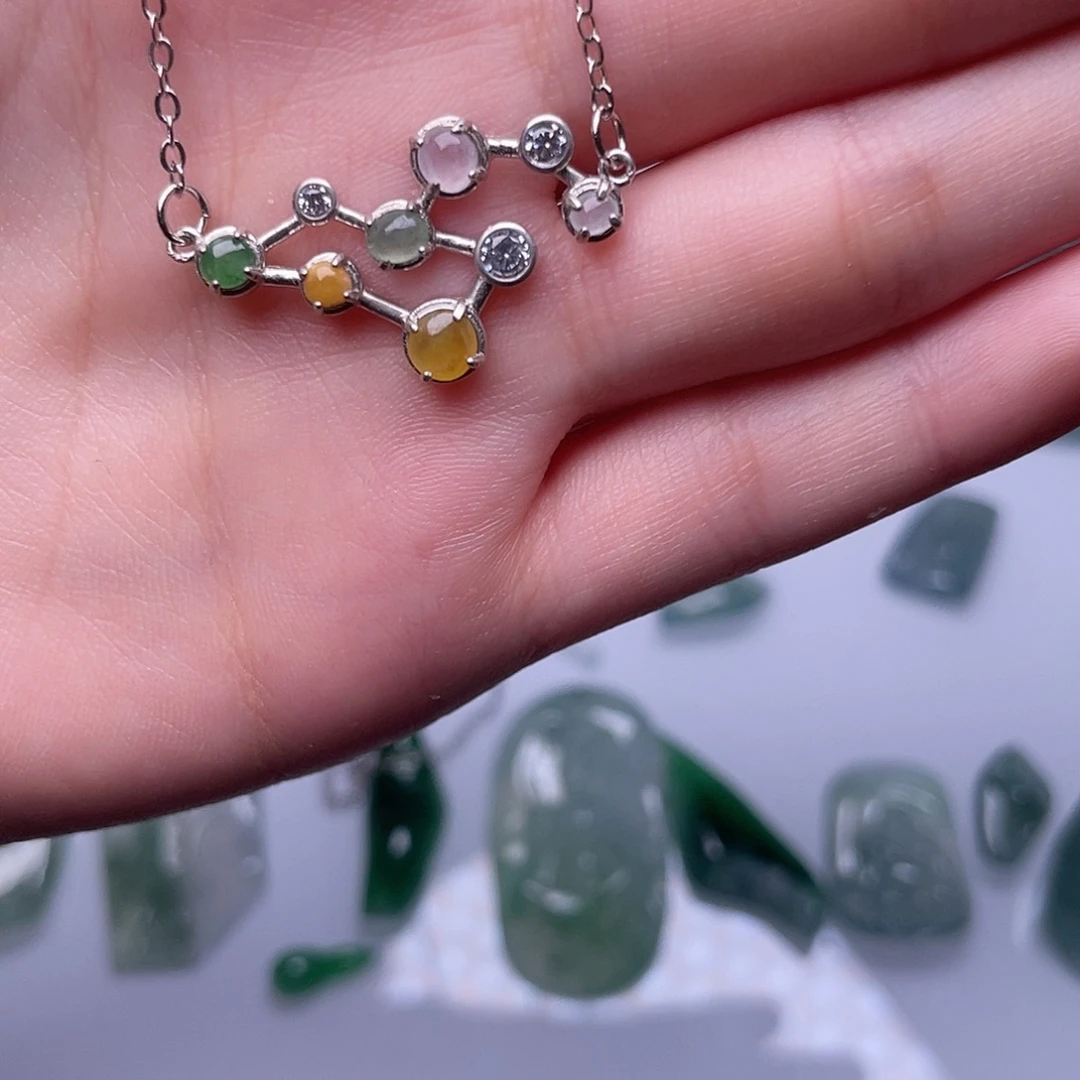 翡翠未镶嵌颈饰成品