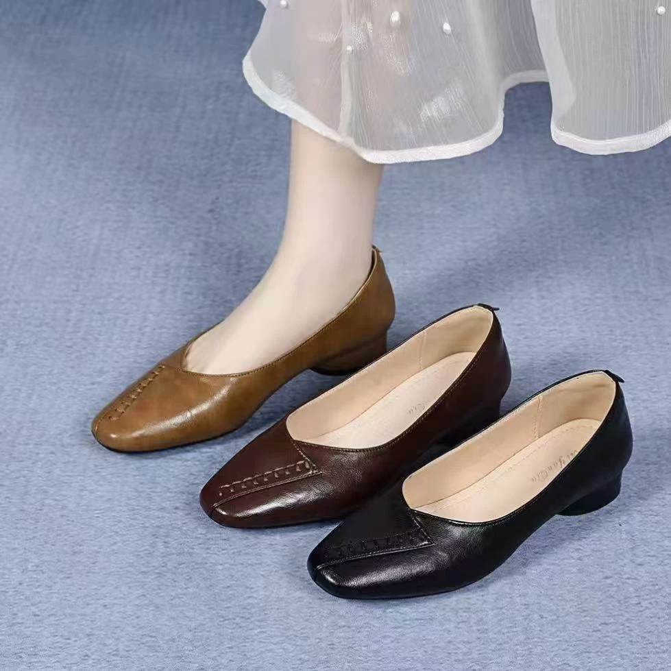 【品牌力荐】春季新款羊法式妈妈鞋舒适软皮软底粗跟浅口小单鞋6205