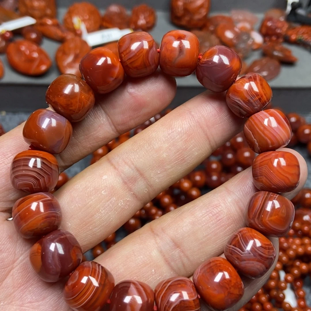 南红玛瑙手串未镶嵌13+’mm