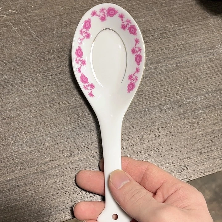 瓷片景德镇陶瓷学院。