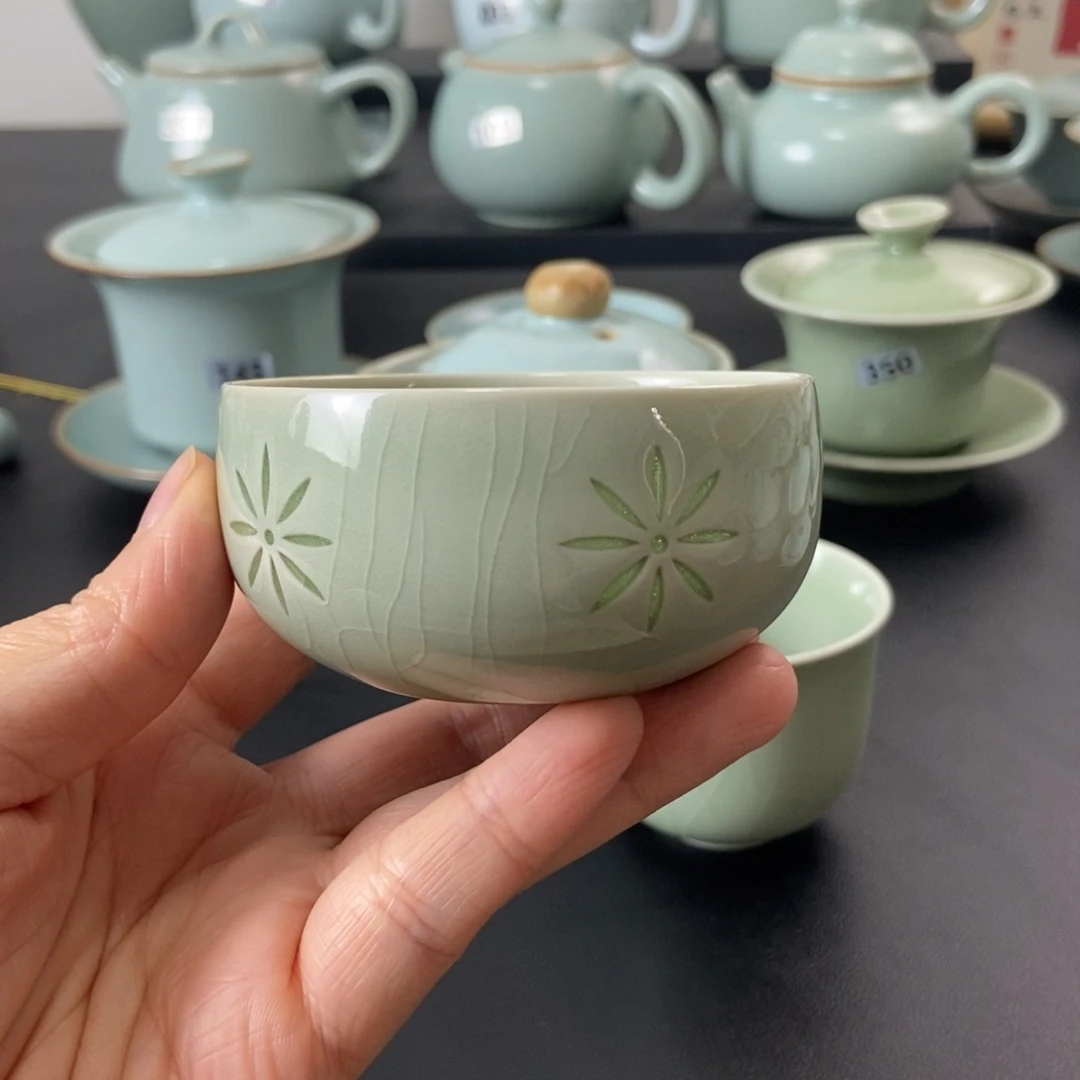 S***a壶二级品豆绿釉玲珑杯