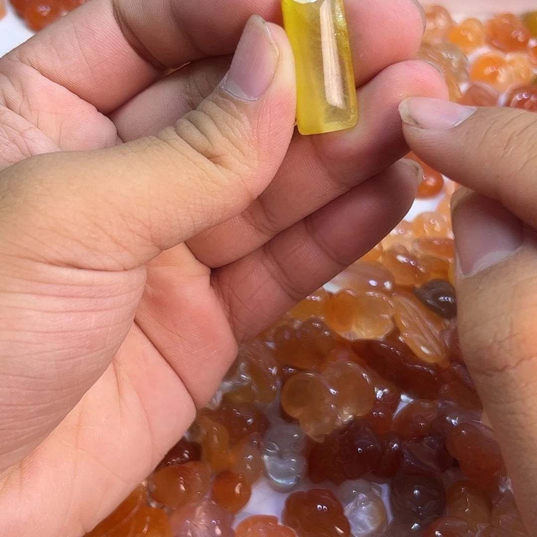 未镶嵌水晶颈饰发晶
