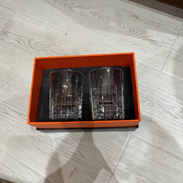 【本尼家】AP153装饰摆件一套2个杯子