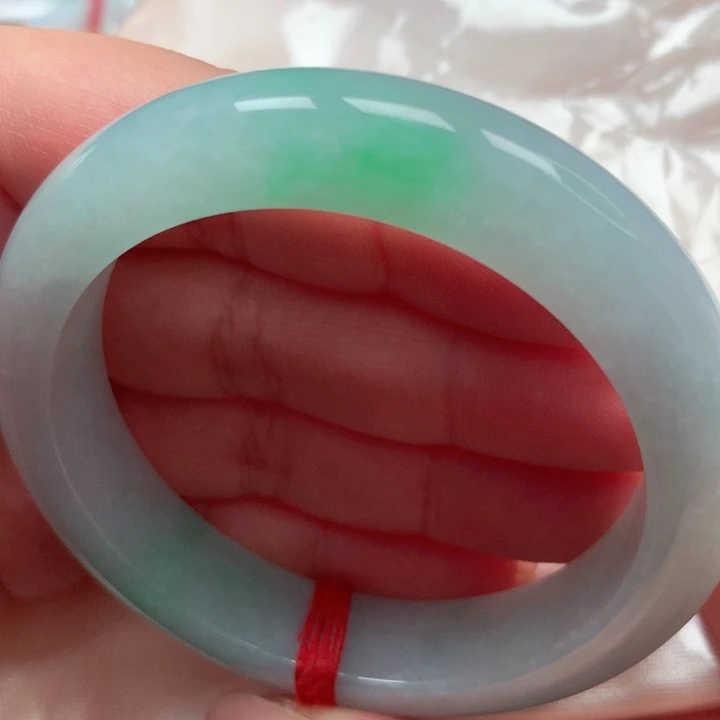 翡翠手镯未镶嵌冰胶阳绿9