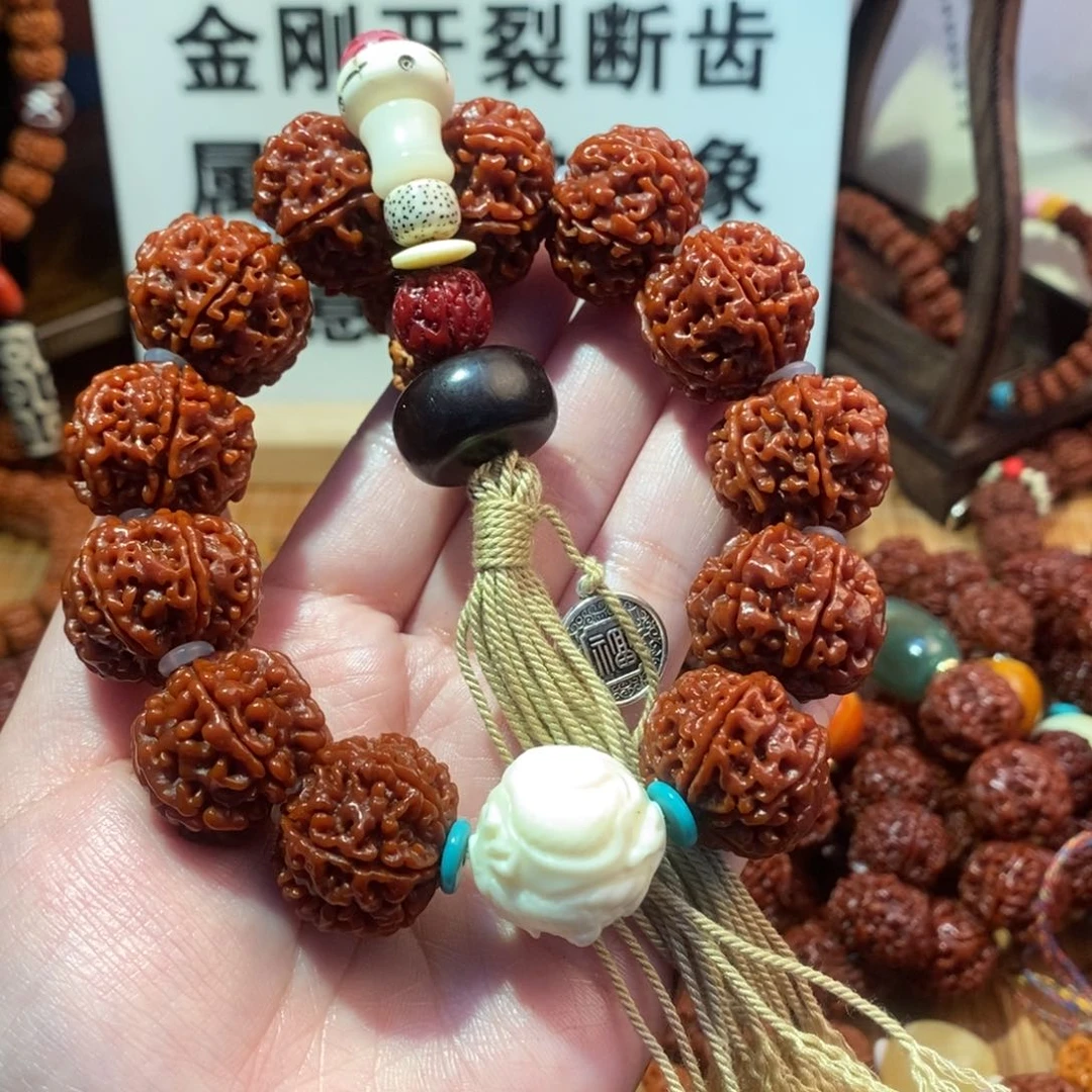 金刚菩提手串226瓣十八子跑环配饰
