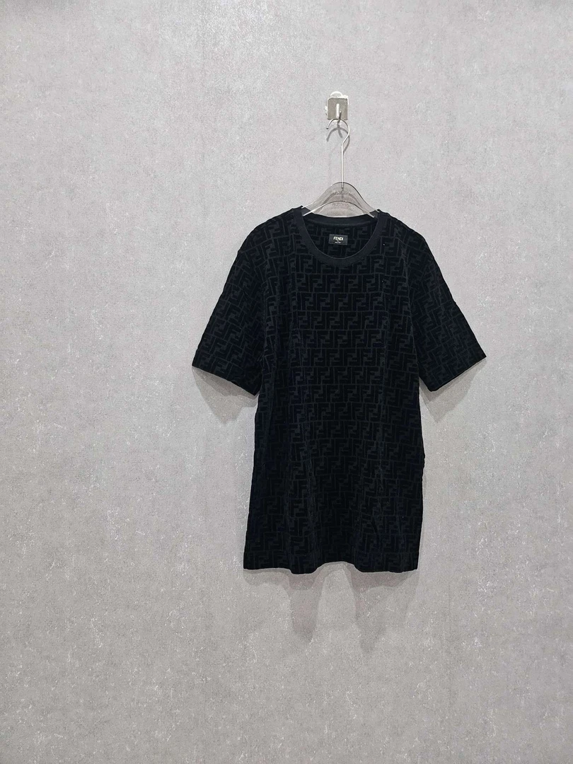 99新 FENDI/芬迪 纯色满印双F字母印花短袖S码003853
