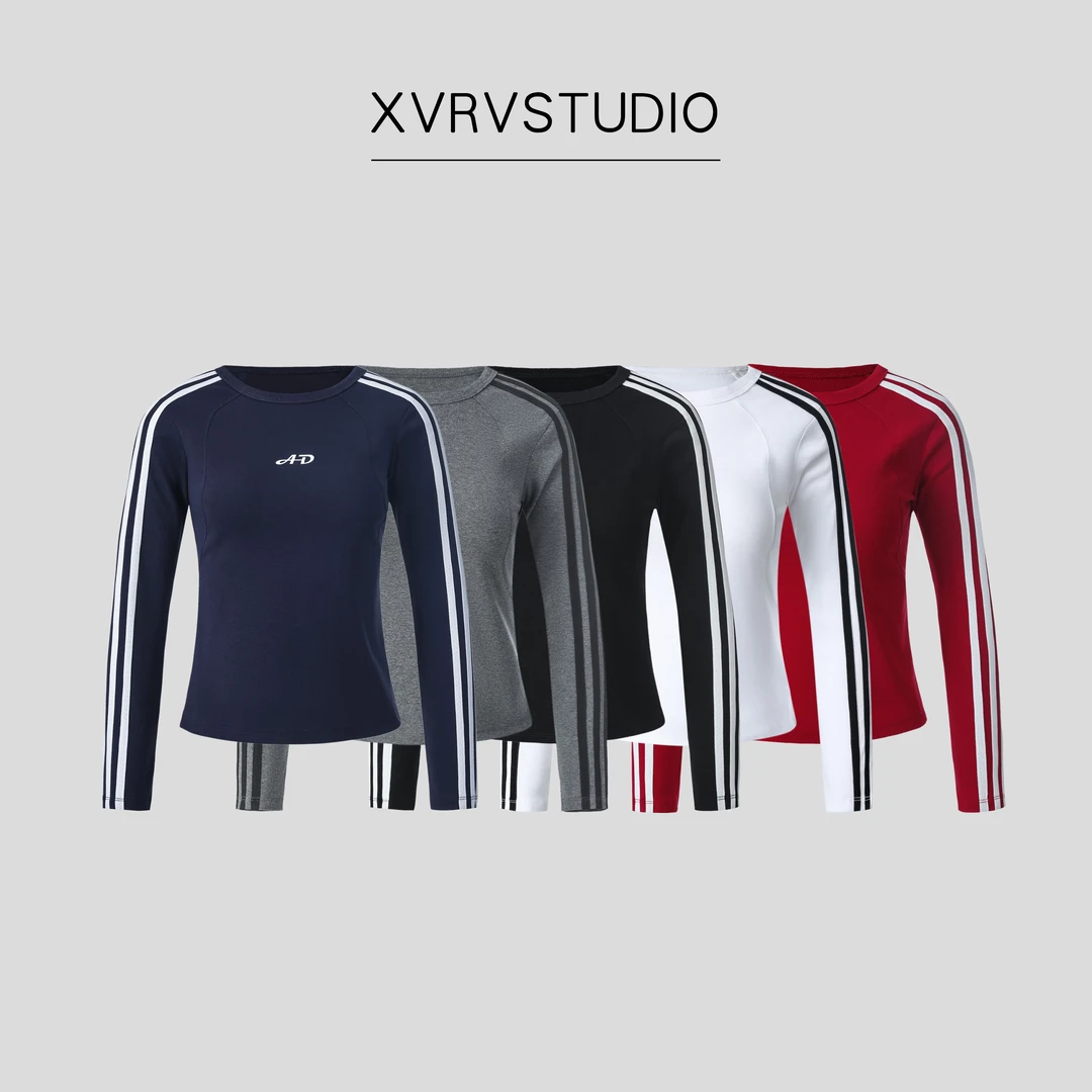 XVRV【秋上新】2025三条杠条纹修身运动上衣圆领套头字母印花长袖