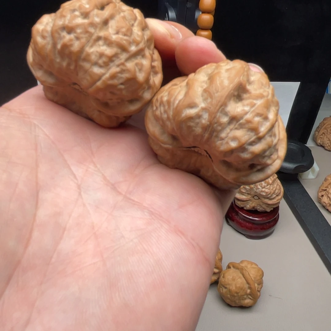 一***醉文玩核桃吊坠延庆