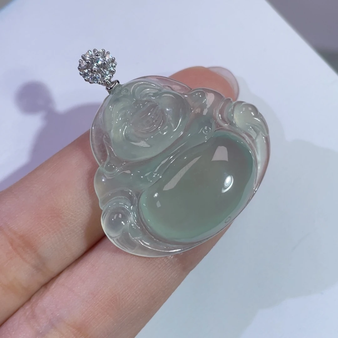 翡翠18K金镶嵌颈饰佛公