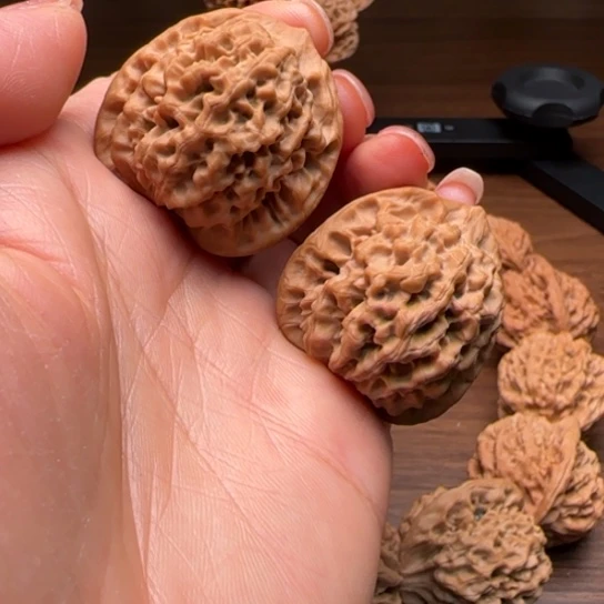 柏香籽/百香籽吊坠吾****吟陕西秦岭秦闷狮子头34