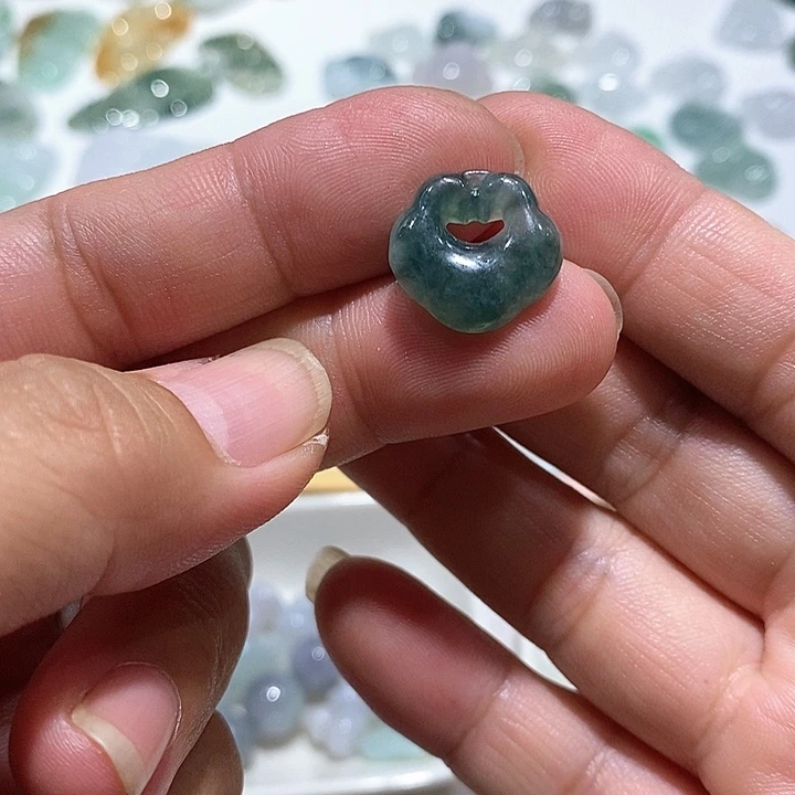颈饰未镶嵌翡翠83号