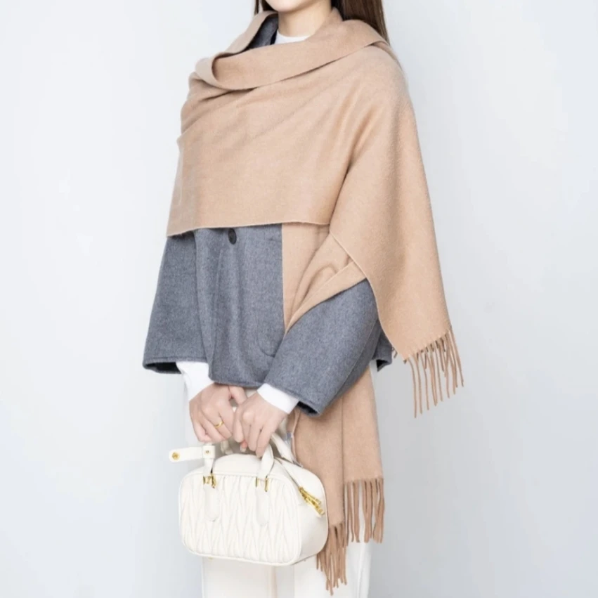 AMASS/阿玛施 新款秋季简约百搭亲肤纯色羊绒厚围巾配饰女580014