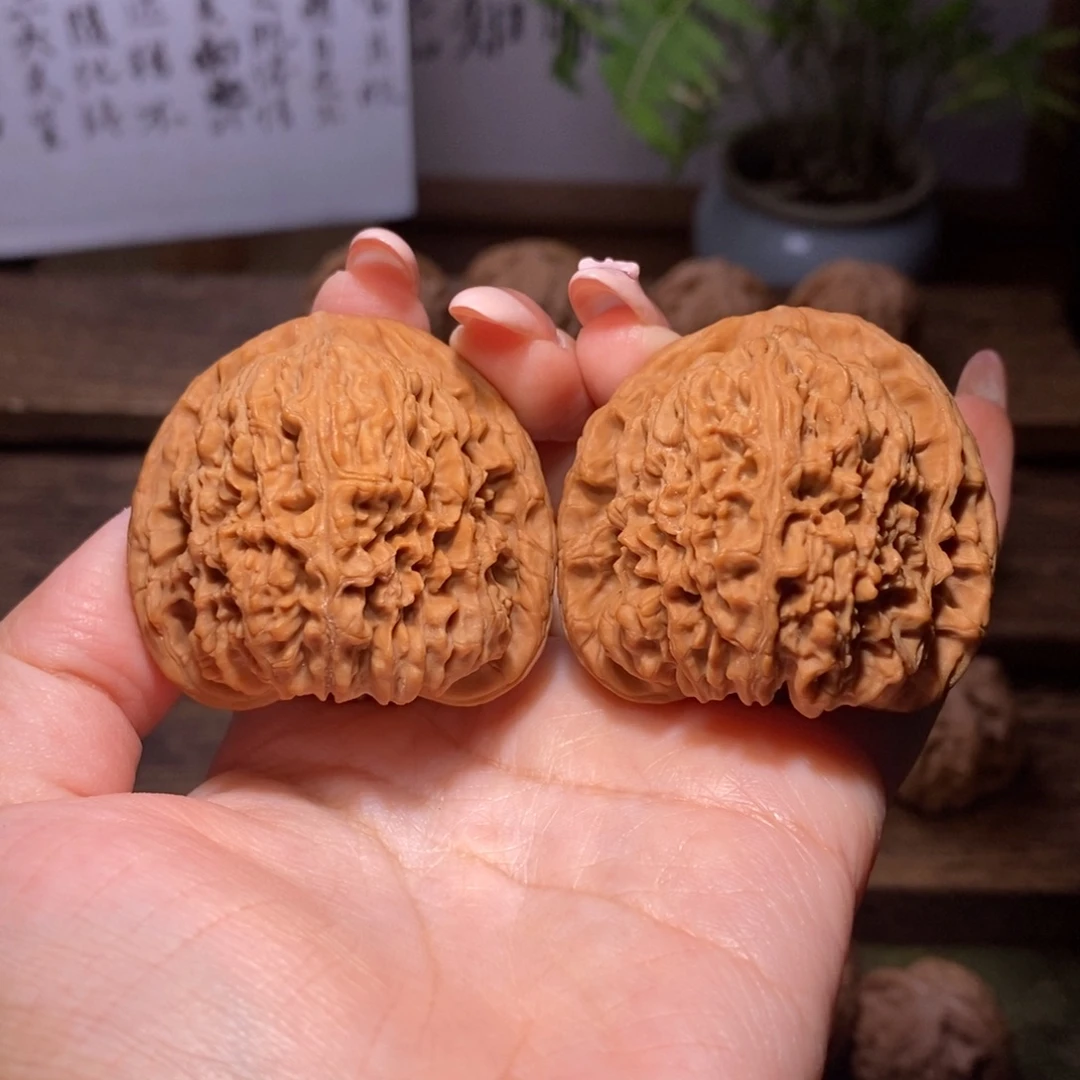 文玩核桃吊坠全品44南疆石