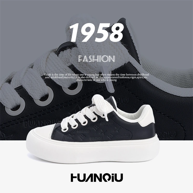 环球百搭潮流板鞋2025新款夏季黑色低帮学生潮鞋子厚底增高运动鞋