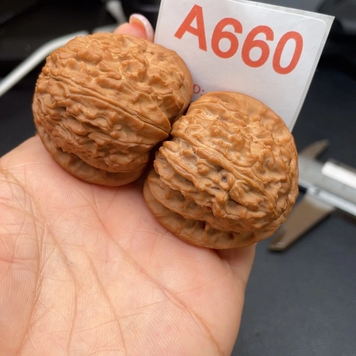 文玩核桃吊坠核桃