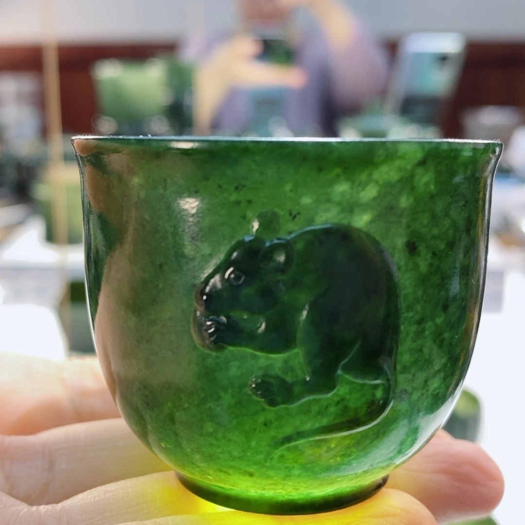 未镶嵌和田玉摆件