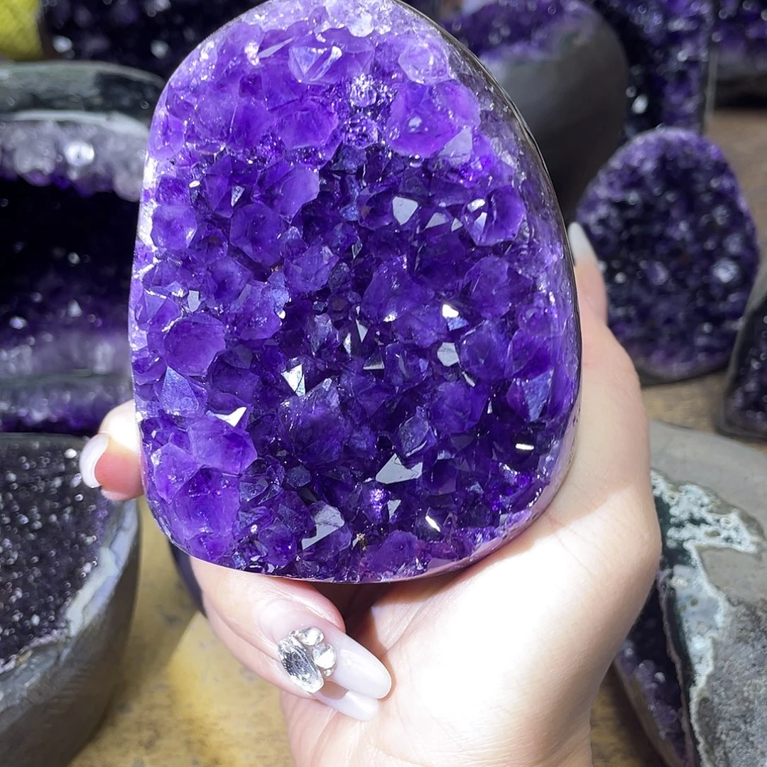 樂***淳大型摆件（非配饰）紫晶未镶嵌