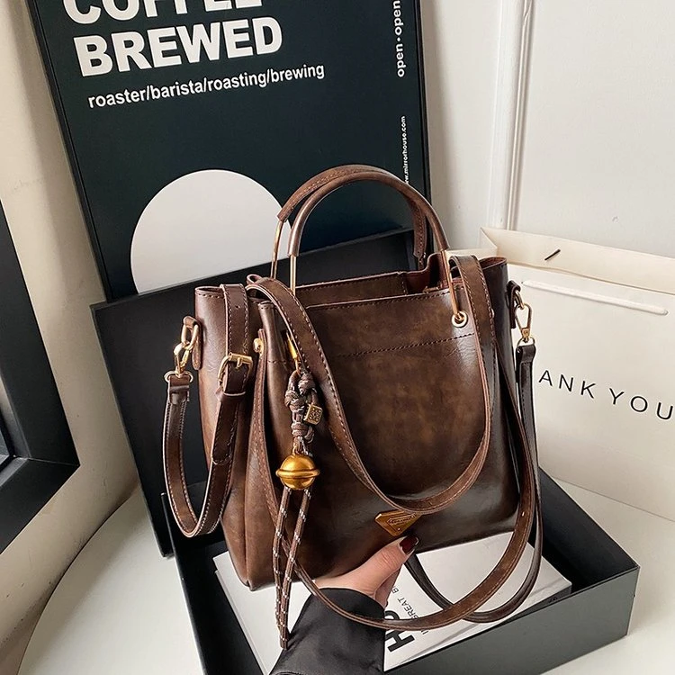 新款时尚洋气复古大容量单肩包斜包1144