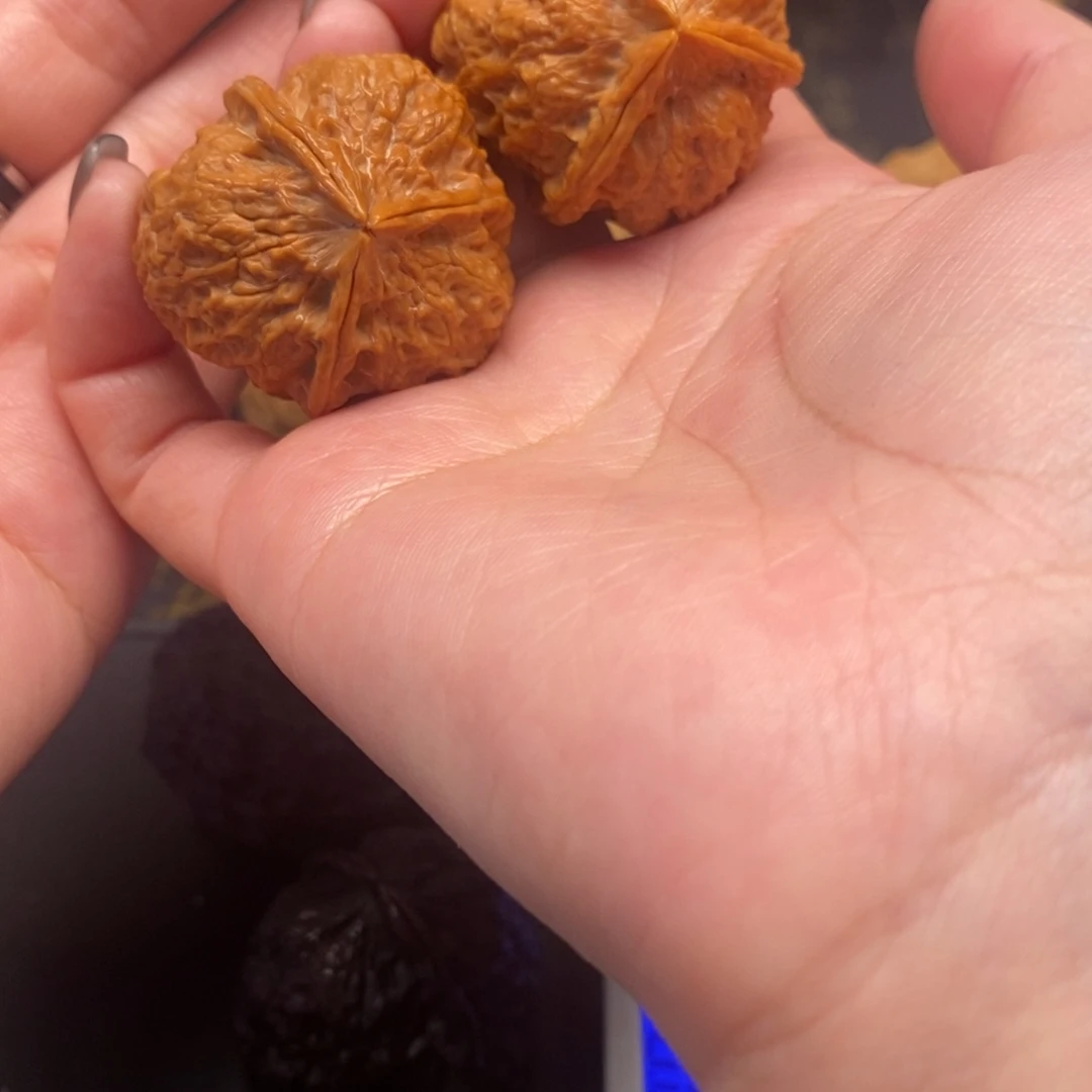 吊坠文玩核桃三棱