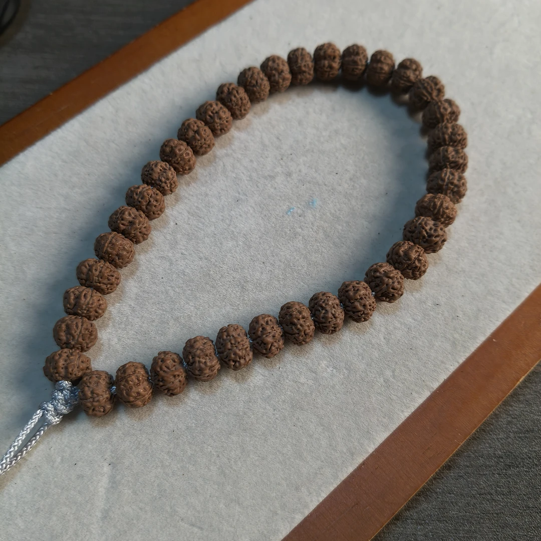 《新品来袭》龙脊梅花手持小金刚菩提手串