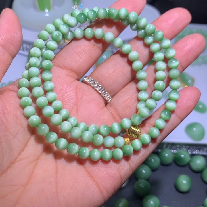 向***生和田玉（碧玉）18K金镶嵌颈饰