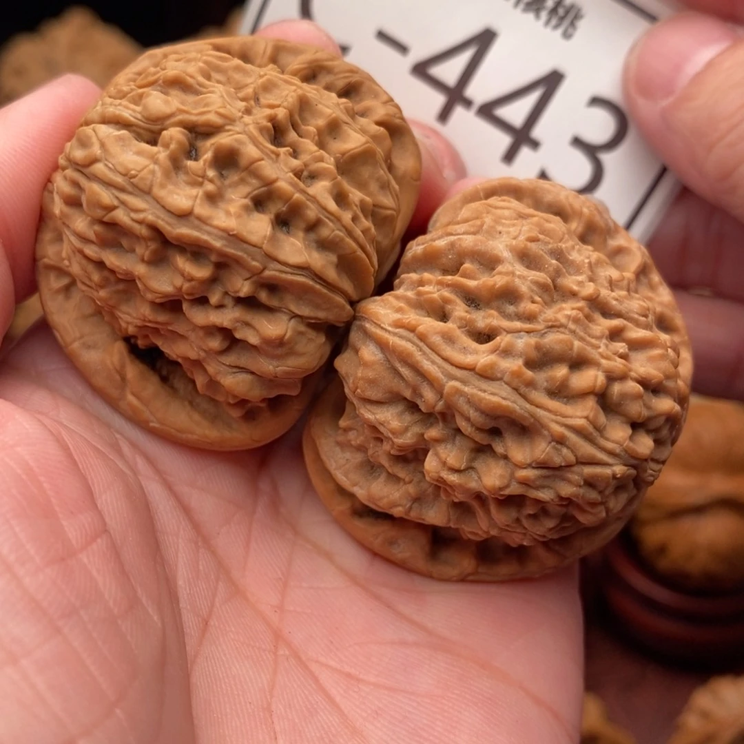 文玩核桃把件球白42