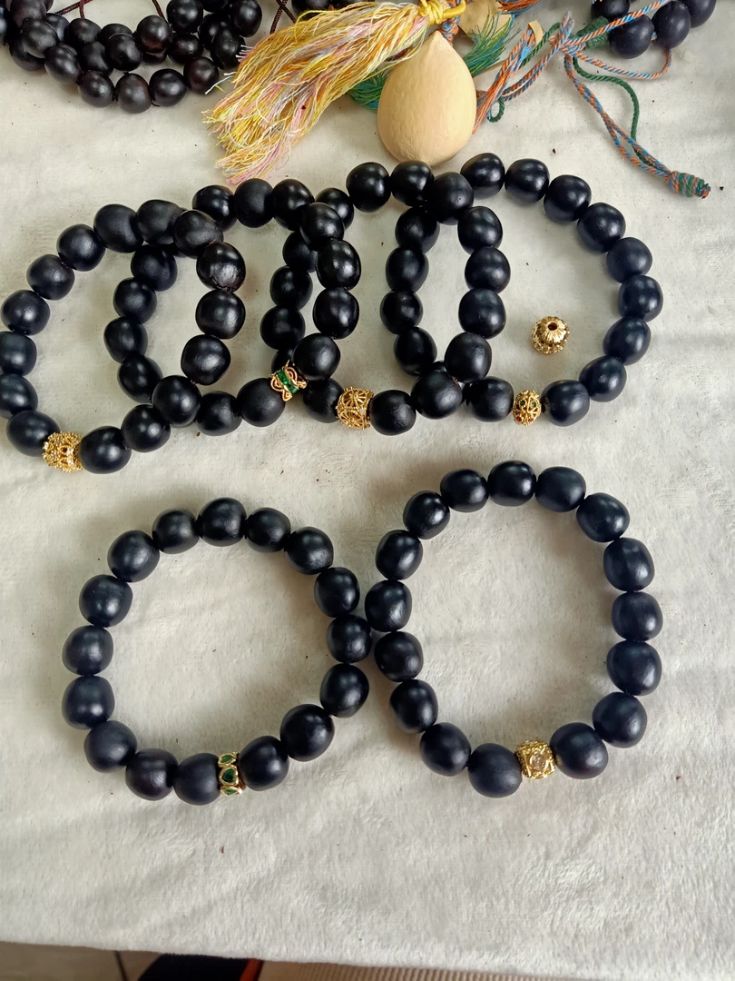 diy无患子好看的手串，不是正圆的珠子，建议不要拍，直播间选货