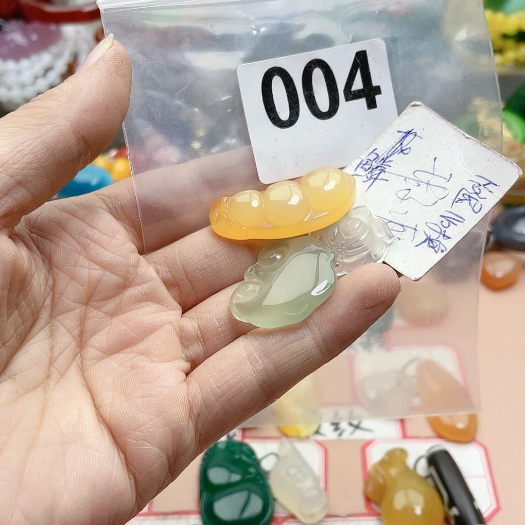 合金颈饰玛瑙/玉髓腊*子