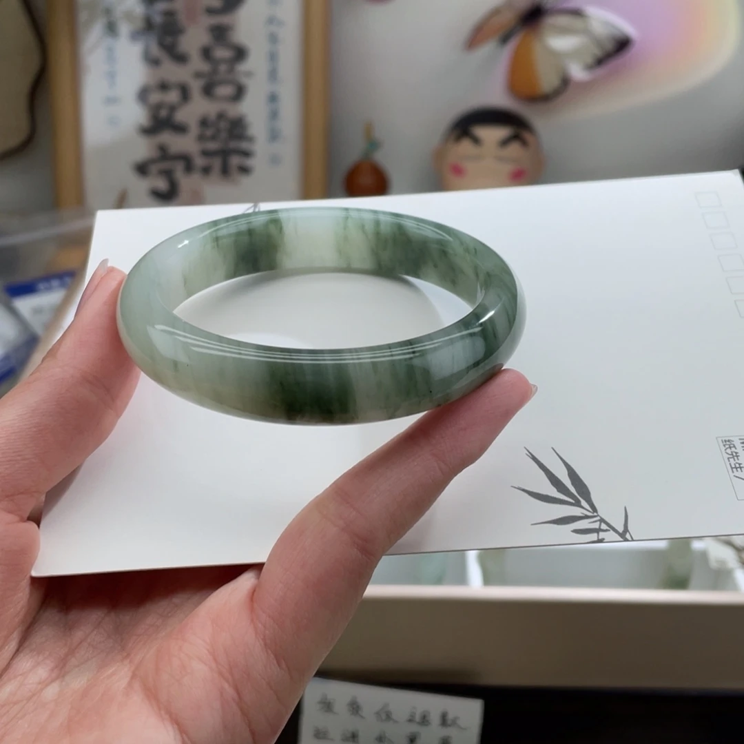 石英质玉（天山翠）未镶嵌手镯58.1圈口