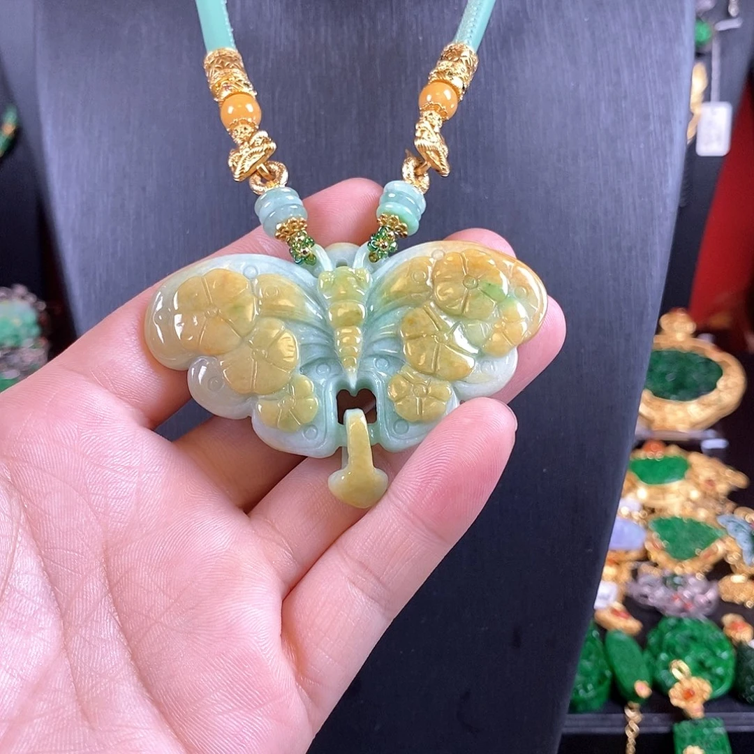 翡翠未镶嵌吊坠(赠链)吊坠