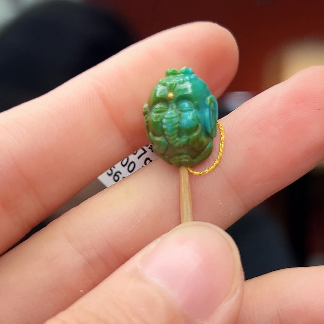 未镶嵌绿松石珠宝奇石