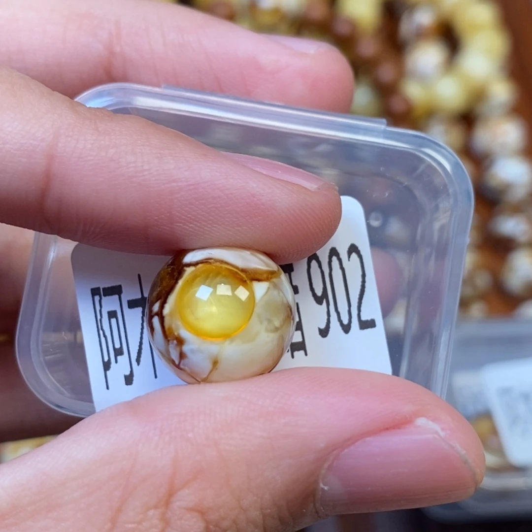 N***I猴头核桃把件沁色圆珠老型902