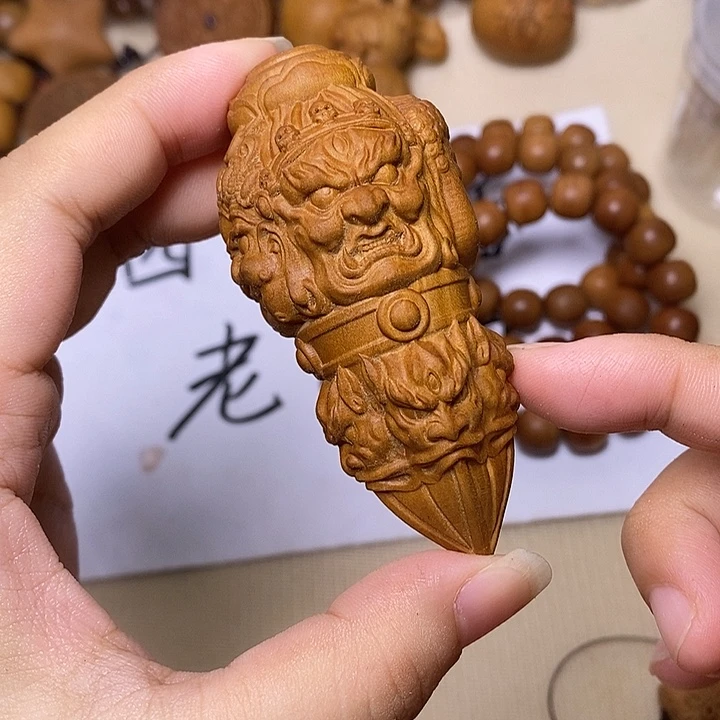 檀香木手串/手链老山檀香雕刻大杵杵把件