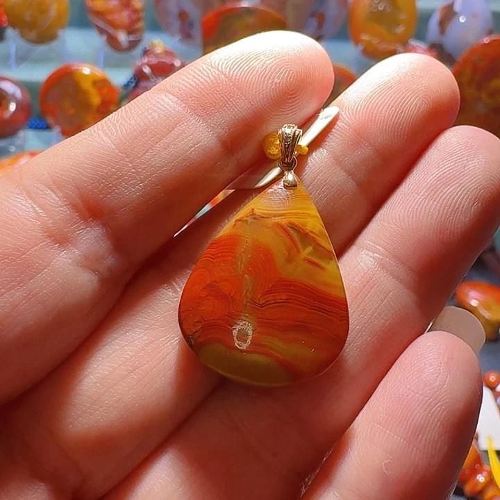 玛瑙/玉髓未镶嵌珠宝半成品