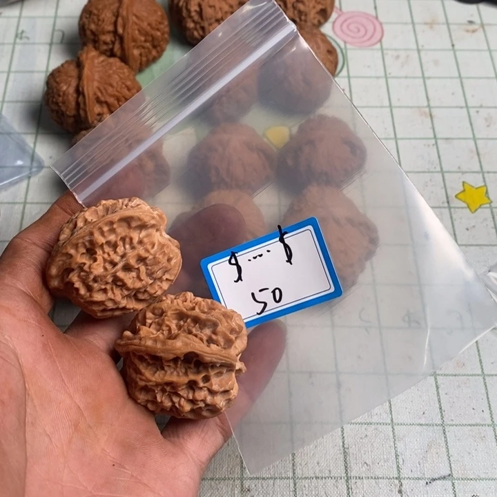 $***$把件文玩核桃核桃
