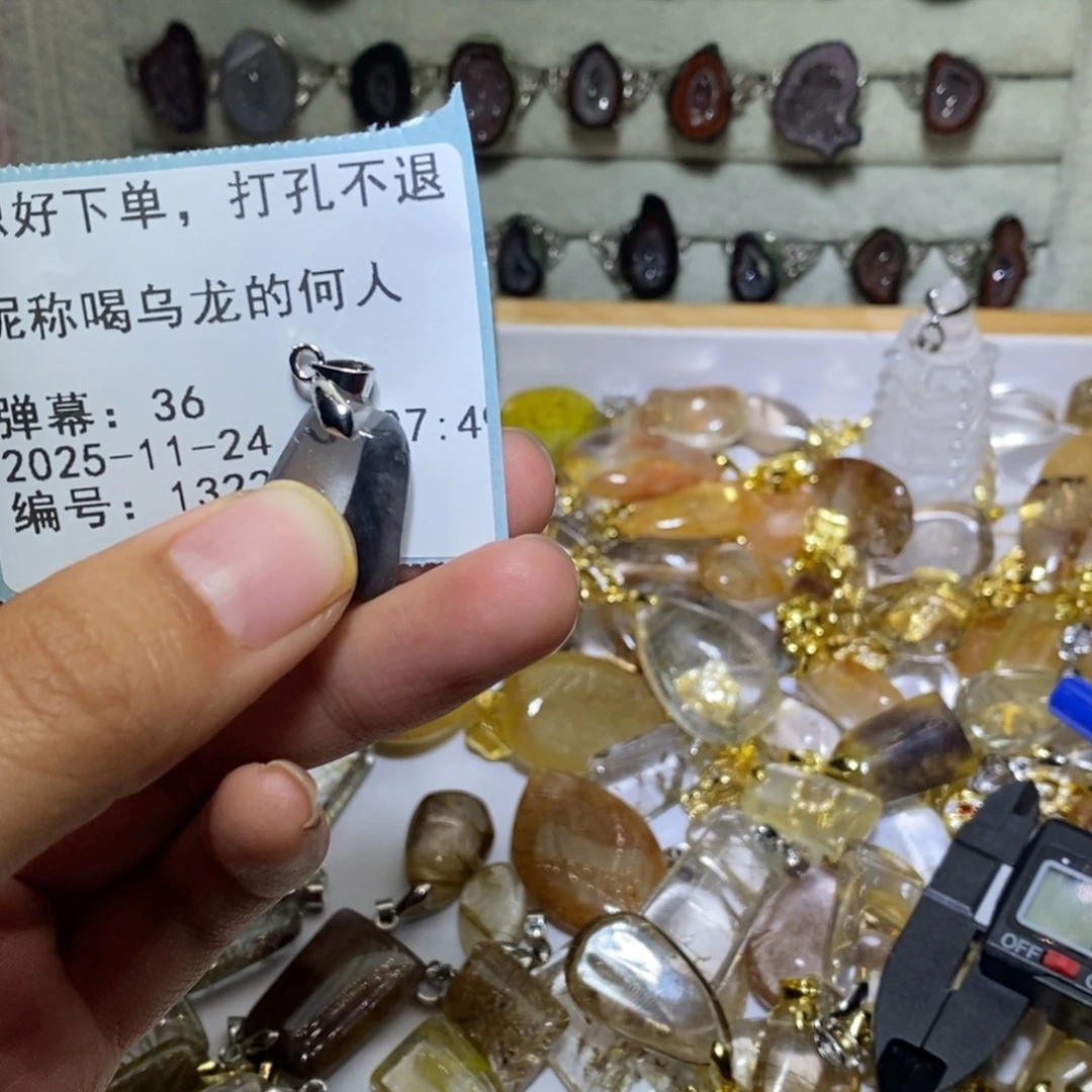 喝***人戒指银S925镶嵌烟晶