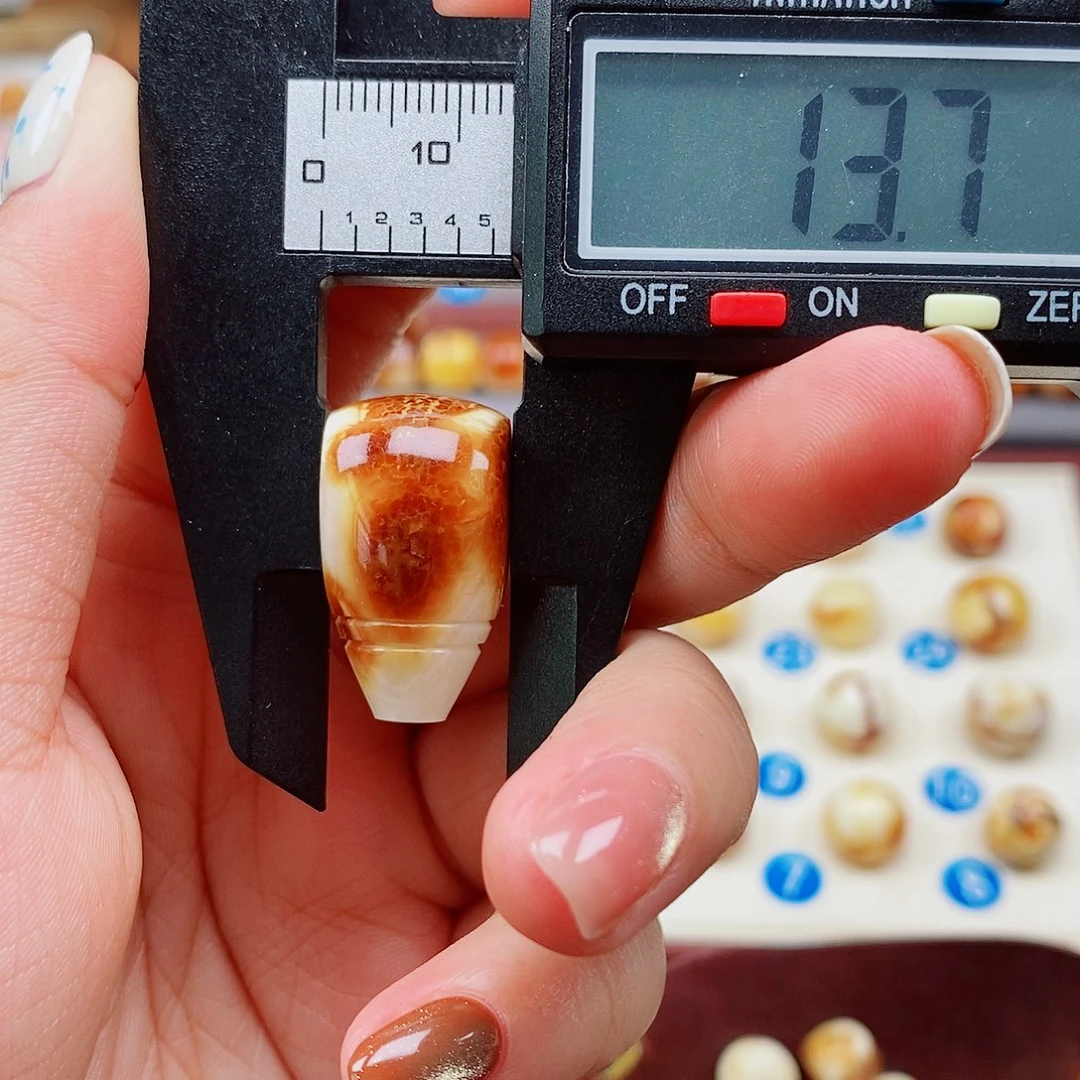 琥珀未镶嵌裸石蜜蜡