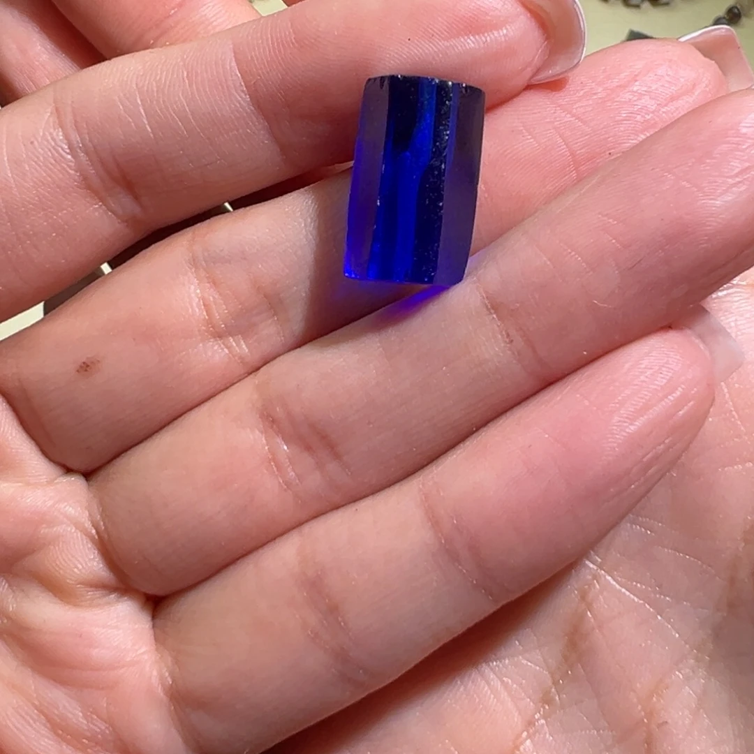 颈饰琉璃各种各样的