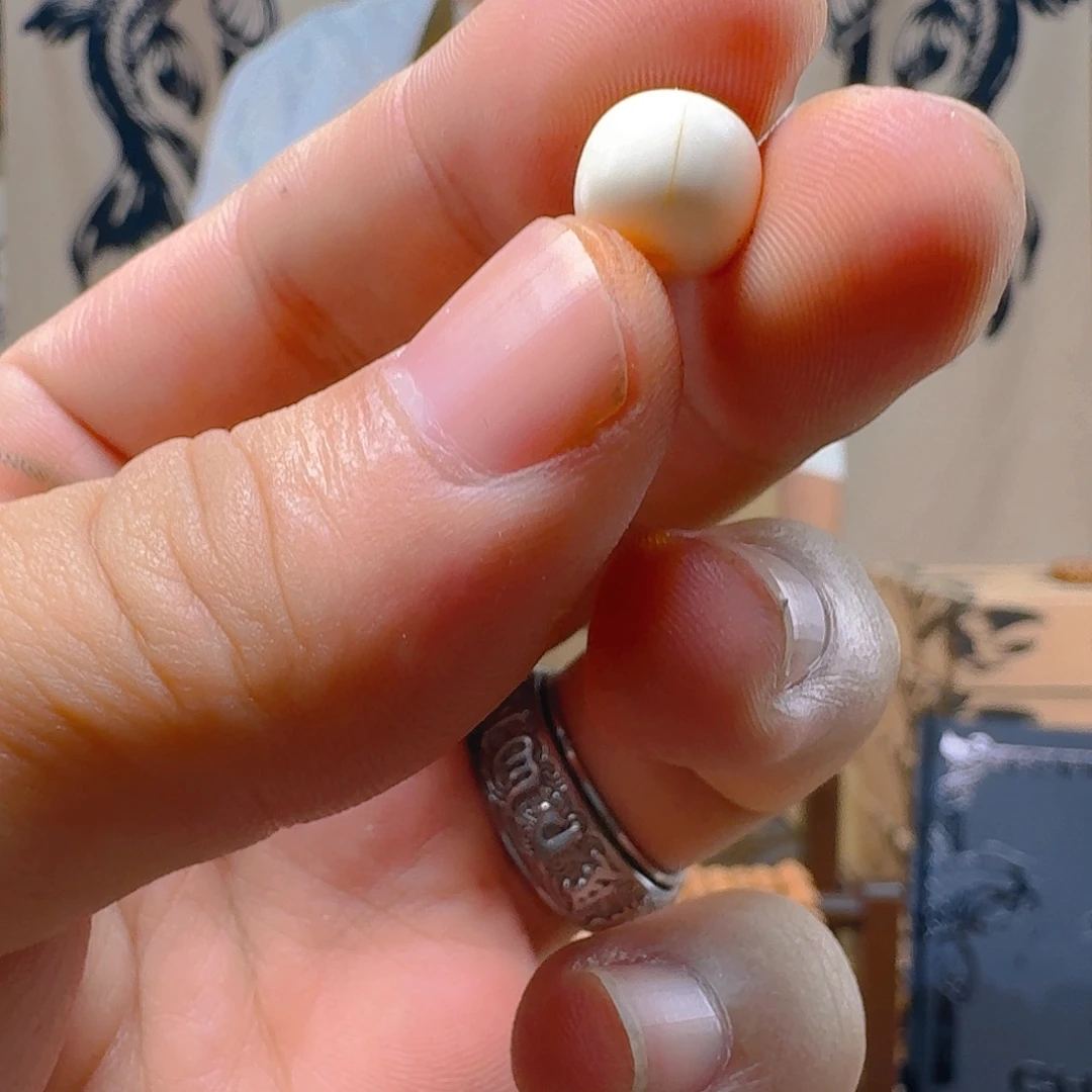 手串猴头核桃微瑕猛犸牙只有一颗微瑕微瑕